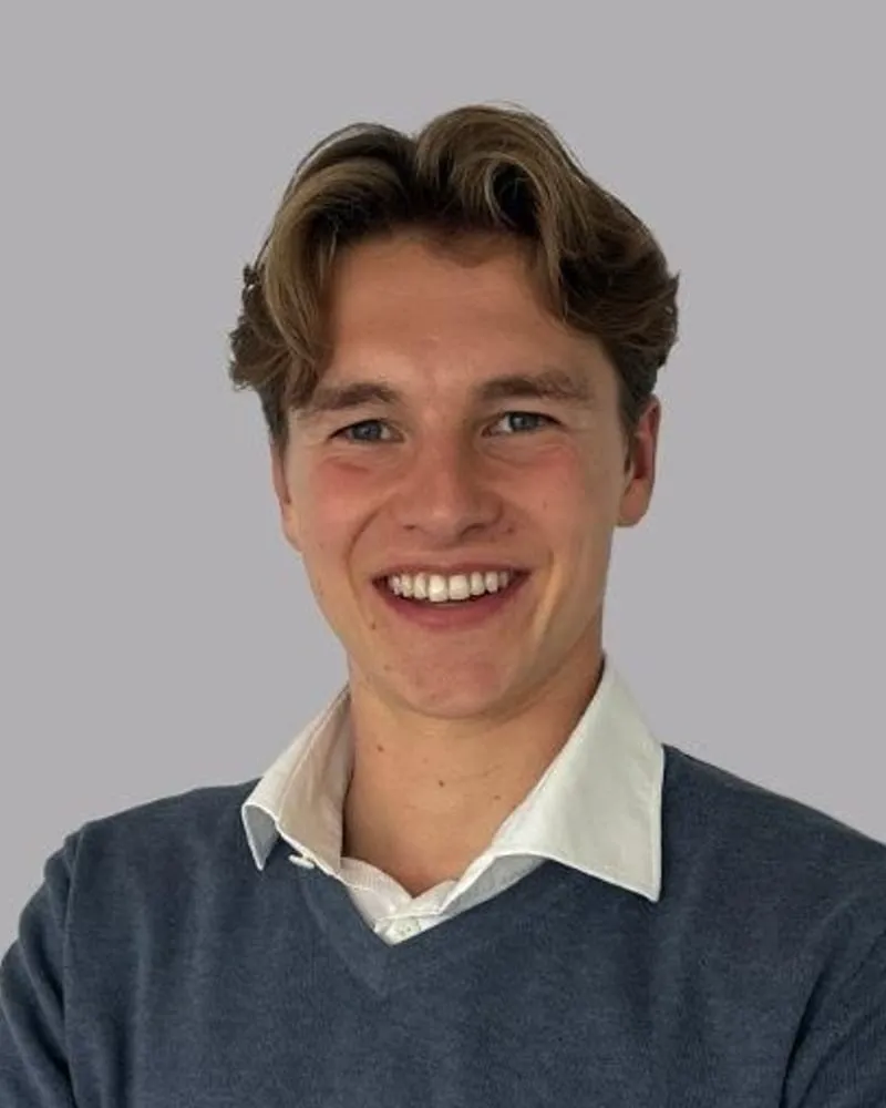 Porträt von Jonathan Stiasni